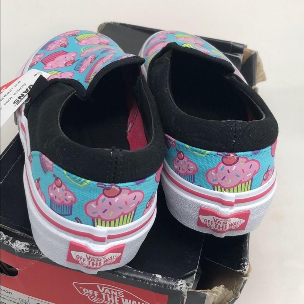 Vans Cupcake Slip On Sneakers Size 3 Youth - Picture 3 of 5